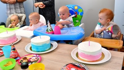 Pierwsze urodziny czworaczków ze Szczecina. "Są zdrowe, jesteśmy szczęśliwi"