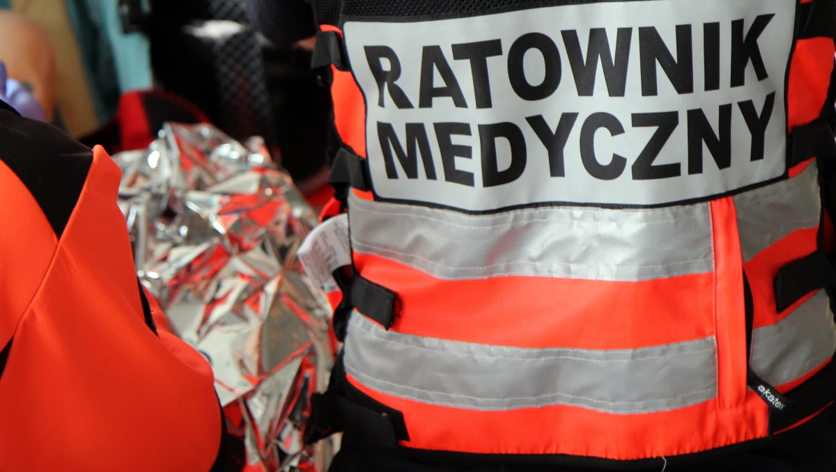 Prokuratura rejonowa w Kędzierzynie-Koźlu wszczęła śledztwo w sprawie śmierci noworodka. Ciało dziecka znaleziono w łazience podczas interwencji ratowników pogotowia ratunkowego.