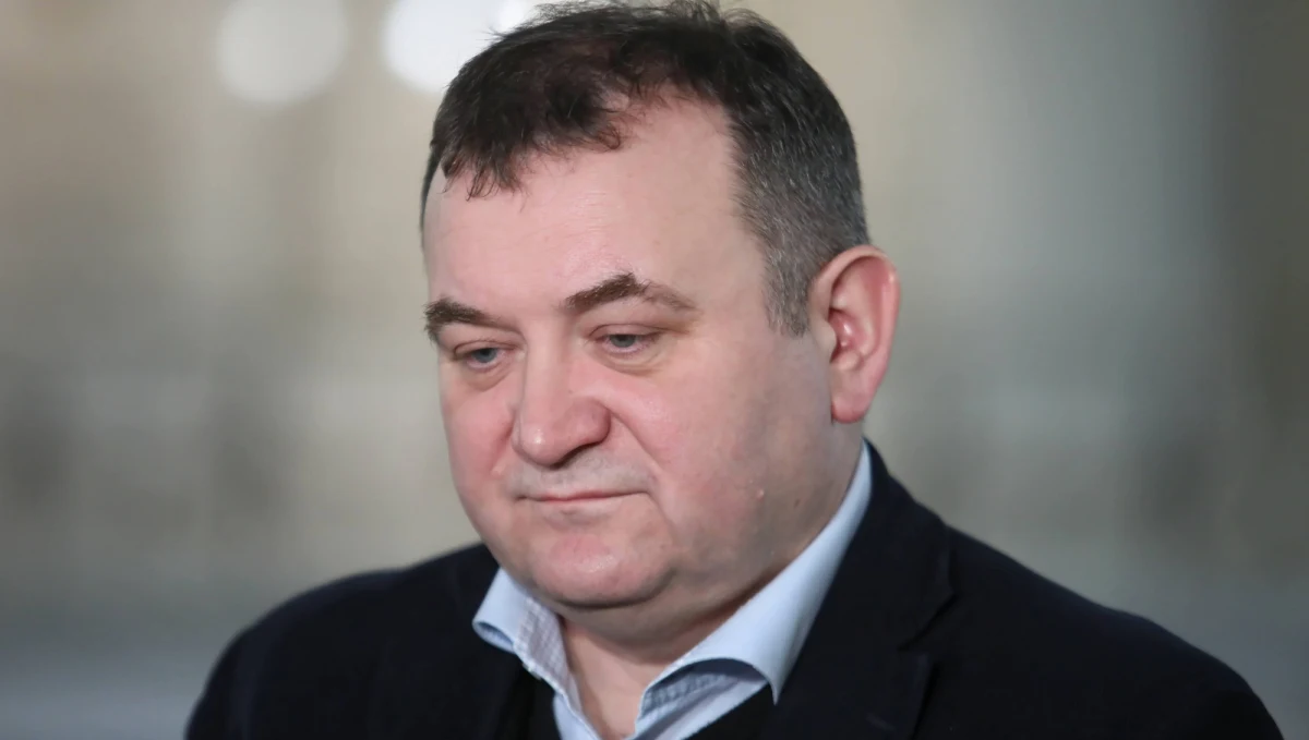 Do szczecińskiego sądu okręgowego skierowany został w środę akt oskarżenia przeciwko m.in. posłowi PO Stanisławowi Gawłowskiemu, jego żonie i członkom rodziny w związku z korupcją przy inwestycjach melioracyjnych w Szczecinie - przekazała Prokuratura Krajowa.