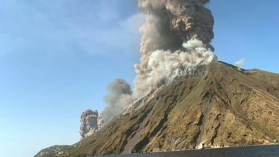 Erupcja wulkanu na wyspie Stromboli. "Ewakuujemy się pontonem"