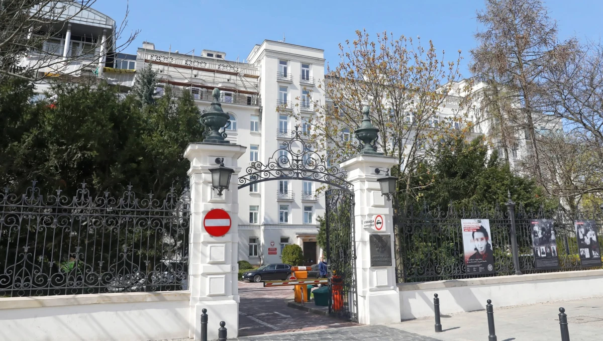 Kończy się trwający dwa miesiące strajk pracowników sądów i prokuratur przed Ministerstwem Sprawiedliwości. Dziś po 19:00 podpisano porozumienie - ustalił reporter RMF FM. 