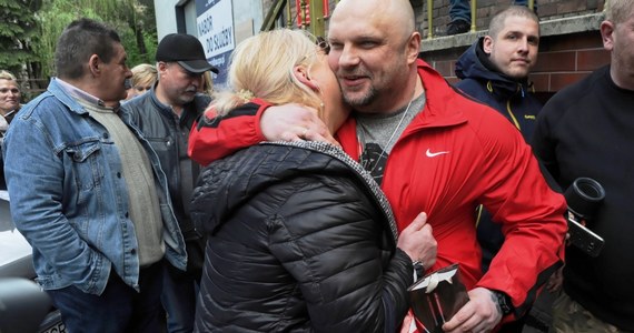 Dowody wskazujące na nieprawidłowości w przeprowadzeniu niektórych czynności śledczych przez funkcjonariuszy policji nie świadczą o niewinności skazanego. Żaden z nowych dowodów nie świadczy bezpośrednio o braku winy Arkadiusza Kraski - oświadczyła Prokuratura Krajowa.