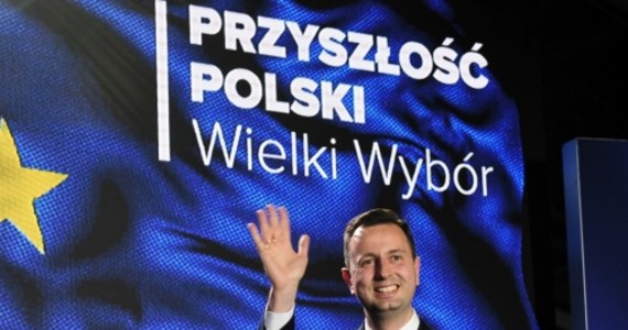 Do wyborów parlamentarnych proponujemy dwa bloki - lewicę i umiarkowane centrum; jeden blok nie jest w stanie pokonać obecnie rządzących - mówił na wstępie sobotniego posiedzenia Rady Naczelnej PSL prezes partii Władysław Kosiniak-Kamysz.