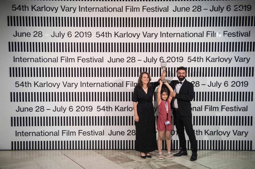 6 lipca 2019 roku zakończył się 54. Międzynarodowy Festiwal Filmowy w Karlowych Warach. Główną nagrodę - Kryształowy Globus - otrzymał bułgarski film "Bashtata".