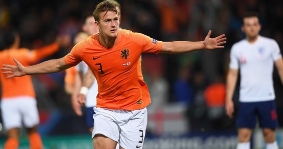 Matthijs de Ligt to jedno z najgorętszych nazwisk podczas tegorocznego okienka transferowego. 19-letni stoper Ajaxu Amsterdam był już łączony z Paris Saint-Germain czy Machesterem United, ale ostatnie doniesienia sugerują, że Holender przejdzie do Juventusu Turyn.