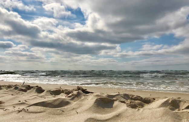 Zwłoki mężczyzny znalezione na plaży w Gdyni