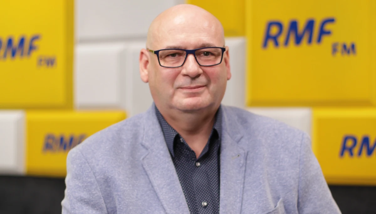 "Od samego początku mówiliśmy, że trzeba wyciągać wnioski z wyborów do Parlamentu Europejskiego. Jeden blok to nie jest remedium na to, żeby wygrać skutecznie wybory do parlamentu krajowego" – mówił w Rozmowie w samo południe w RMF FM Piotr Zgorzelski z Polskiego Stronnictwa Ludowego. "Pan Grzegorz Schetyna usłyszał, jaka jest nasza propozycja i do tej pory nie ma żadnego odzewu” – dodał. Poseł podkreślił także, że w ciągu 24 godzin ma się odbyć spotkanie z szefem PO i wówczas "wszystko będzie jasne" w temacie formuły startu PSL w wyborach parlamentarnych. "Jutro będziemy wiedzieć" – powiedział Zgorzelski.