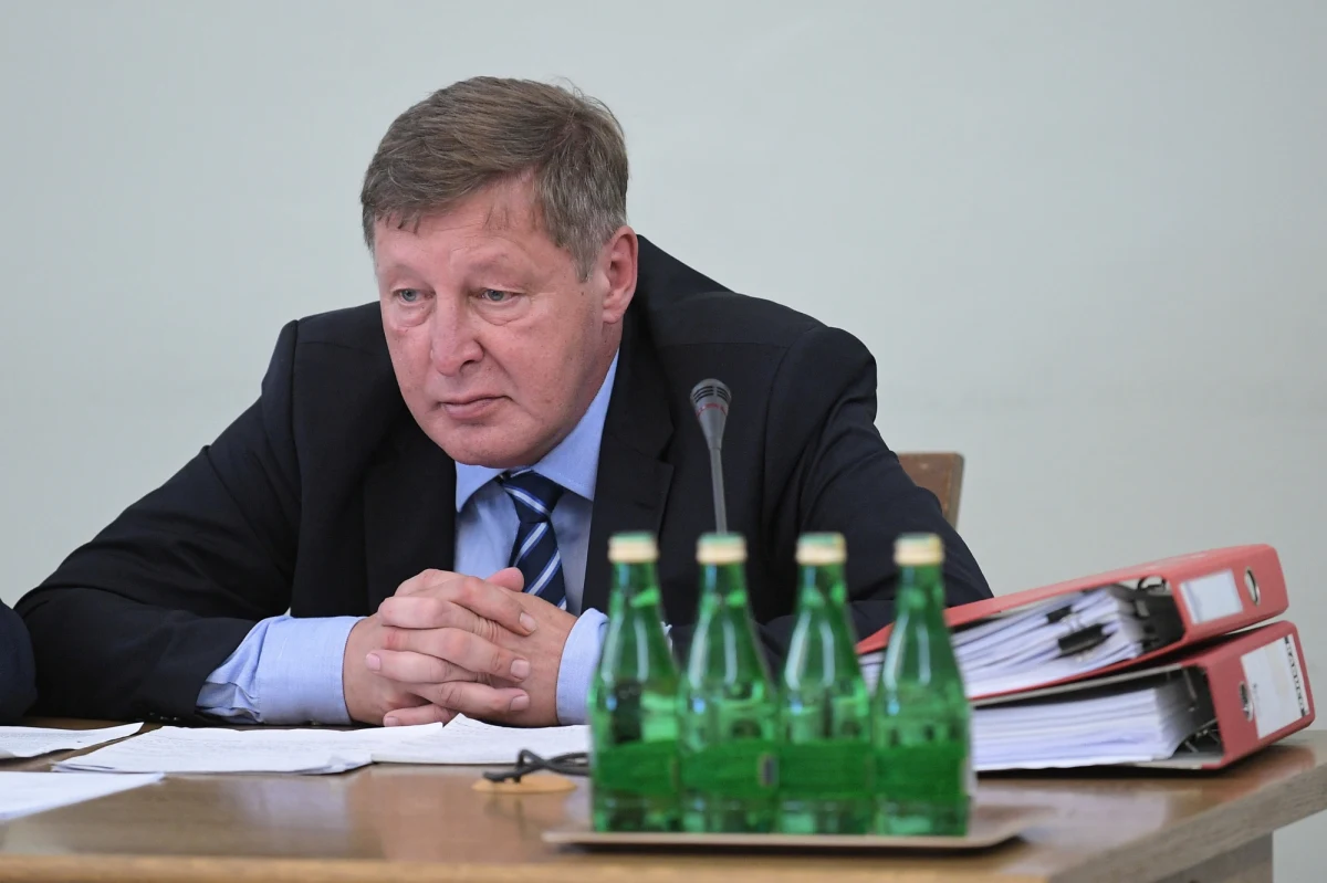 Komisja śledcza ds. VAT odrzuciła wniosek o konfrontację byłej wiceminister finansów Elżbiety Chojny-Duch i byłego wiceministra finansów Andrzeja Parafianowicza.