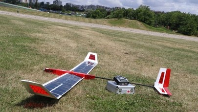 Samolot solarny stworzony przez studentów z AGH przeleciał nad Krakowem