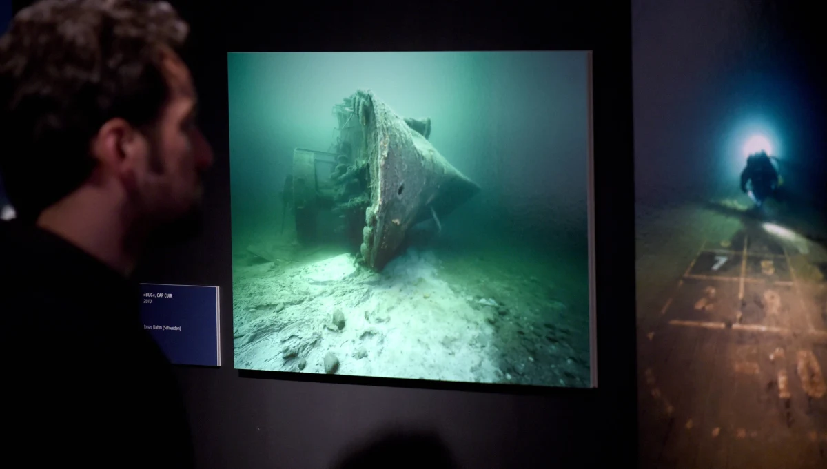 ​Policja przekazała rodzinie Roberta Szlechta informację o znalezieniu złotego łańcucha, takiego samego, jaki nosił na szyi zaginiony w 2012 roku nurek - informuje portal Onet.pl. Biżuterię znaleziono przy zwłokach, które wyłowiono z wraku statku "Wilhelm Gustloff".