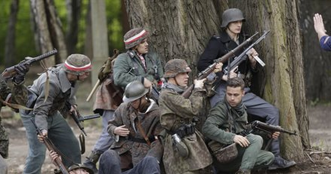 Czas honoru. Powstanie - Sezon 1, Odcinek 3: "Hotel Victoria"