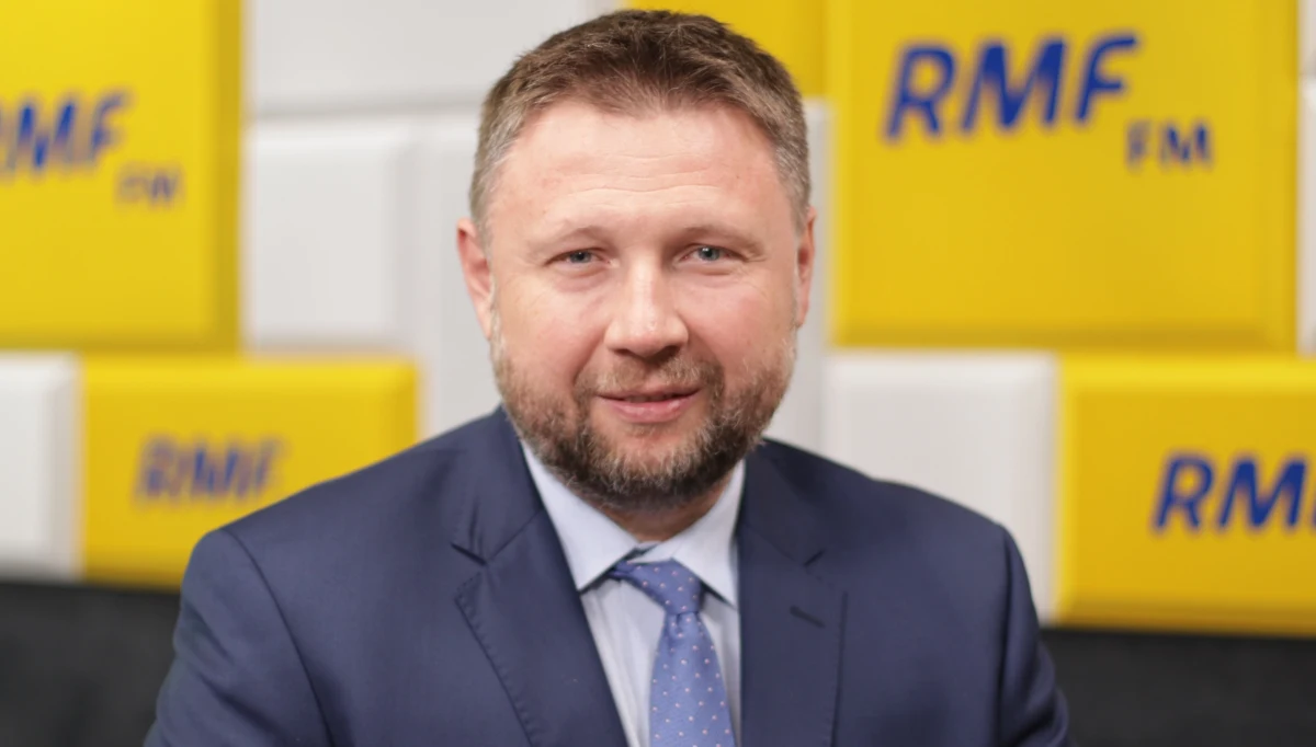 „My szykujemy się na każdy z wariantów - i na wariant koalicyjny, i na odnowienie Koalicji Obywatelskiej, czyli koalicję Platformy, Nowoczesnej i niezależnych samorządowców z udziałem Inicjatywy Polska” – mówił w Rozmowie w samo południe Marcin Kierwiński z Platformy Obywatelskiej. Na uwagę, że te przeciągające się rozmowy są niczym brazylijska telenowela, Kierwiński powiedział, że to „poważne rozmowy różnych partii politycznych, z czego Platforma jest najbardziej zdecydowana. Mówimy jasno: chcemy odtworzenia Koalicji Europejskiej, bo to jest formuła, która może pokonać PiS”.