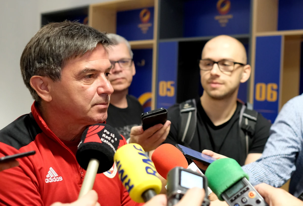 Piłkarze Piasta Gliwice w sobotę podejmą zdobywcę pucharu Lechię Gdańsk w meczu o Superpuchar Polski. "To dla nas ważny mecz, ale priorytetem jest rewanż z BATE Borysów w Lidze Mistrzów" - przyznał trener mistrza kraju Waldemar Fornalik.