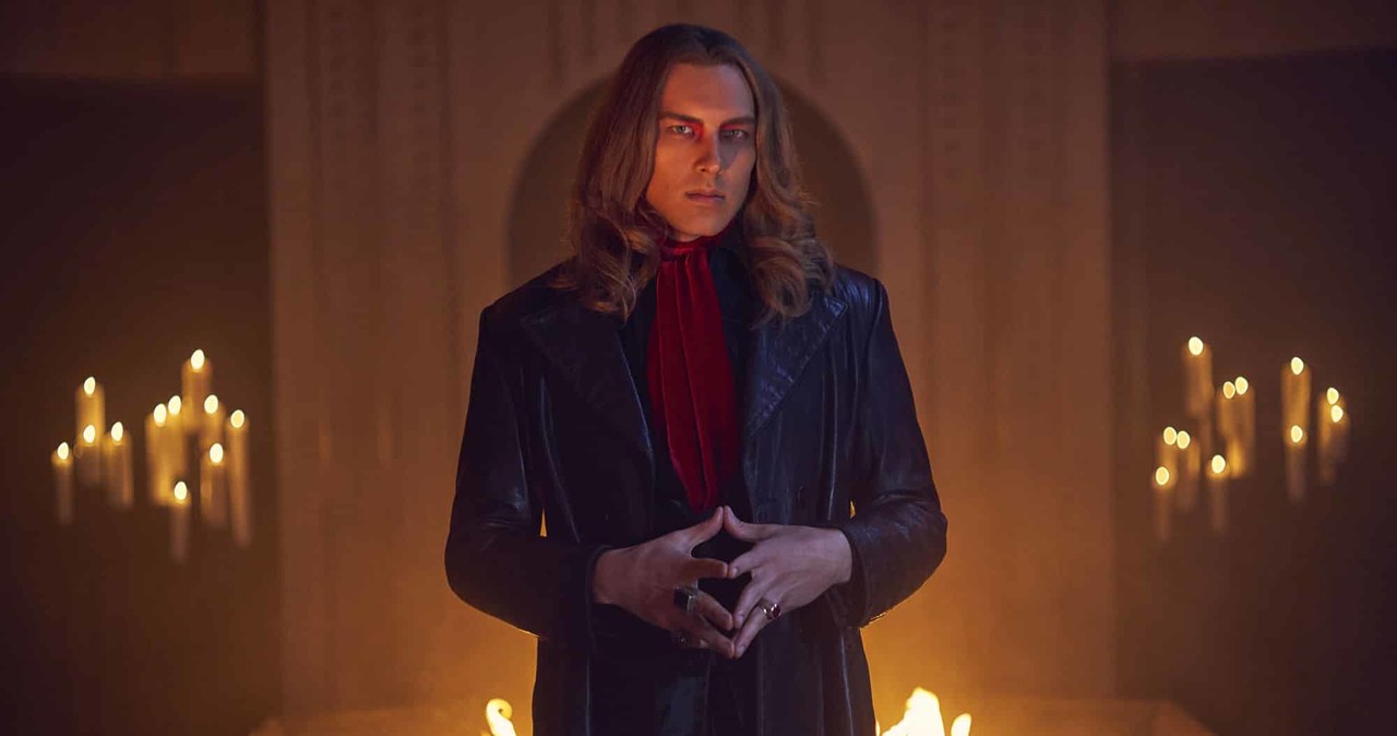 Ryan Murphy zdradził obsadę 9. sezonu "American Horror Story". W kolejnej odsłonie serialu pojawią się: Michael Ahs, Cody Fern, Gus Kenworthy, Billie Lourd, Emma Roberts, Matthew Morrison, Angelica Ross, DeRon Horton i Zach Villa.