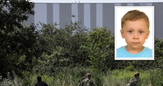 Już ponad 80 godzin trwają poszukiwania 5-letniego Dawida. Policjanci od rana w niedzielę kontynuują działania prowadzone w zwartych pododdziałach m.in. w rejonie węzła Konotopa w kierunku autostrady A2. Akcję wspierają strażacy i żołnierze WOT.