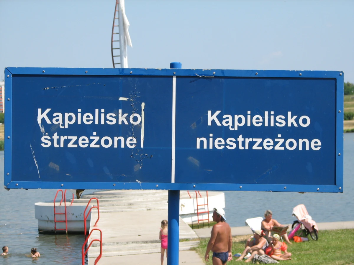 W weekend w Polsce utopiło się aż sześć osób - poinformowało w poniedziałek na Twitterze Rządowe Centrum Bezpieczeństwa. W sobotę utonęły trzy osoby; w niedzielę również trzy.