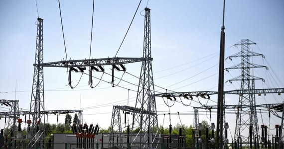 Ministerstwo Energii zapowiada, że do najbliższej niedzieli wyda rozporządzenie, które uruchomi działanie ustawy o zamrożeniu cen prądu.
