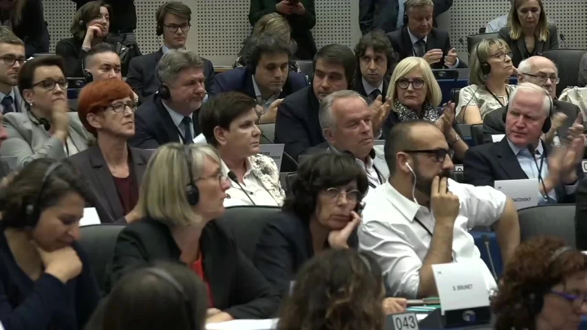 Była premier Beata Szydło drugi raz kandydowała na stanowisko przewodniczącej komisji zatrudnienia i spraw socjalnych Parlamentu Europejskiego. Drugi raz jej kandydatura została odrzucona. 
