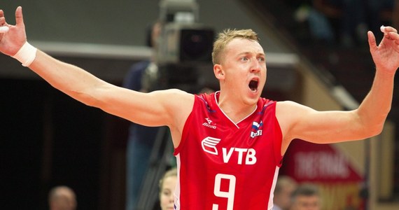 Jest reakcja Polskiego Związku Piłki Siatkowej na obraźliwe słowa Aleksieja Spiridonowa – informuje Onet. Sprawa została skierowana zarówno do FIVB, jak i do rosyjskiej federacji siatkówki. Słynący z kontrowersyjnych zachowań zawodnik najpierw obraził na Twitterze Karola Kłosa, a potem używał wulgarnych słów w dyskusji z internautami.