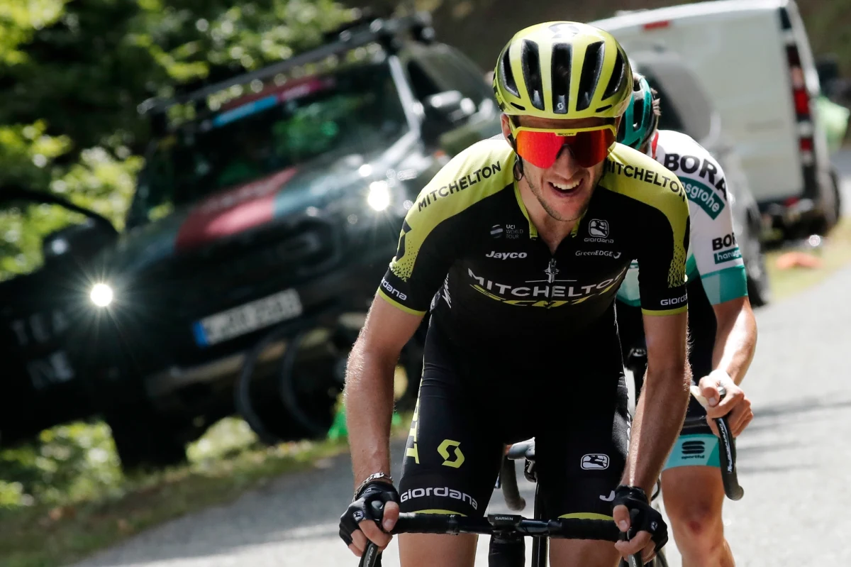 Brytyjczyk Simon Yates (Mitchelton-Scott) wygrał w Bagneres-de-Bigorre w Pirenejach 12. etap kolarskiego Tour de France. Liderem wyścigu pozostał Francuz Julian Alaphilippe (Deceuninck-Quick-Step).