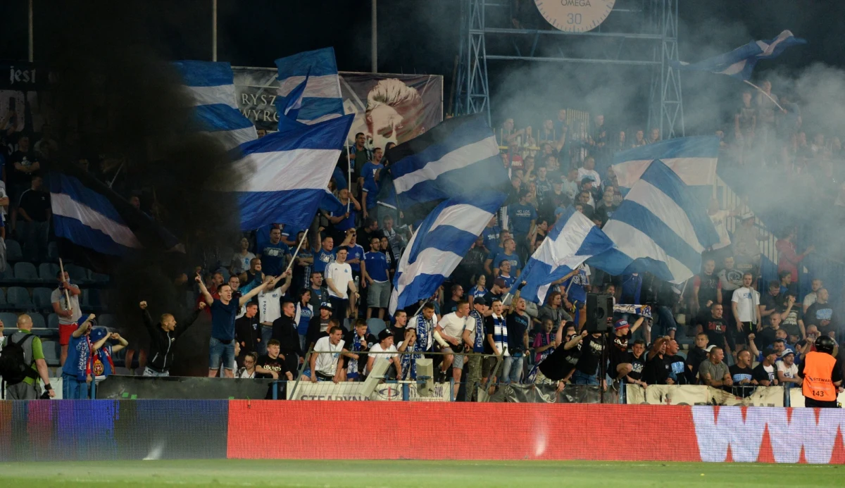 Protest w klubie Ruch Chorzów. Jego pracownicy przerwali pracę – od kilku miesięcy nie otrzymują wynagrodzenia.