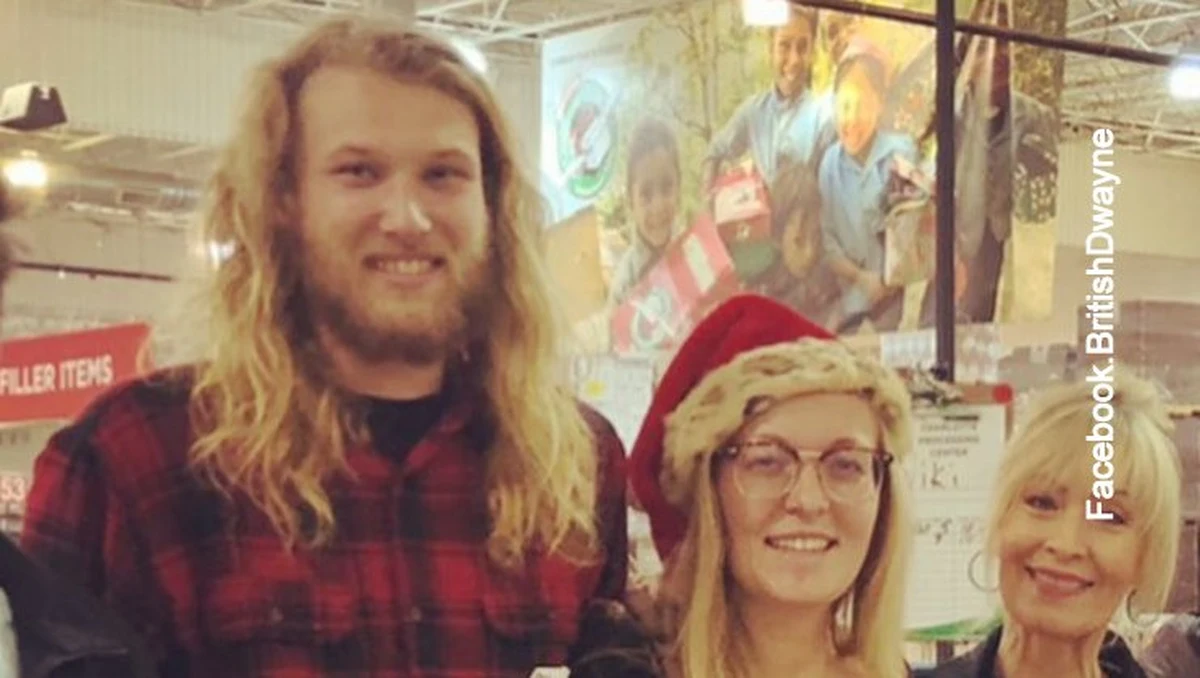 Kanadyjska policja próbuje ustalić przyczyny śmierci pary podróżników, których ciała znaleziono przy prowincjonalnej drodze w Kolumbii Brytyjskiej – podaje CNN.