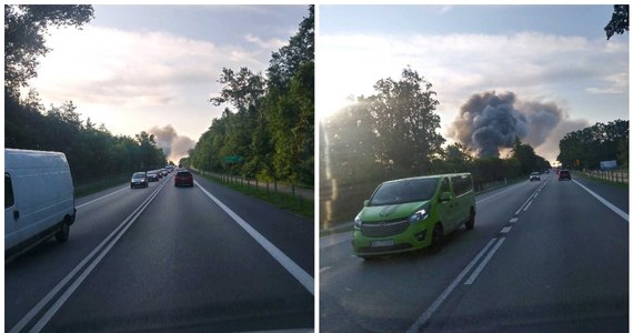 Płonie warsztat samochodowy w miejscowości Konik Stary na Mazowszu. Informację otrzymaliśmy na Gorącą Linię RMF FM. 