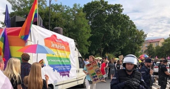 Jechaliśmy do Białegostoku na pierwszy Marsz Równości pełni nadziei, że uda się odczarować to miasto i zdjąć z niego odium polskiej stolicy brunatnego nacjonalizmu. Czy to się udało? Oceńcie sami.