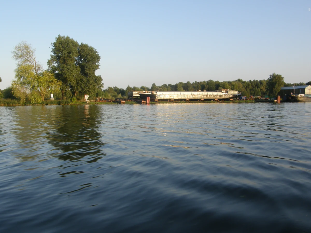 Wodę nieprzydatną do kąpieli stwierdzono w 8 kąpieliskach w całej Polsce - wynika ze strony internetowej Głównego Inspektoratu Sanitarnego.