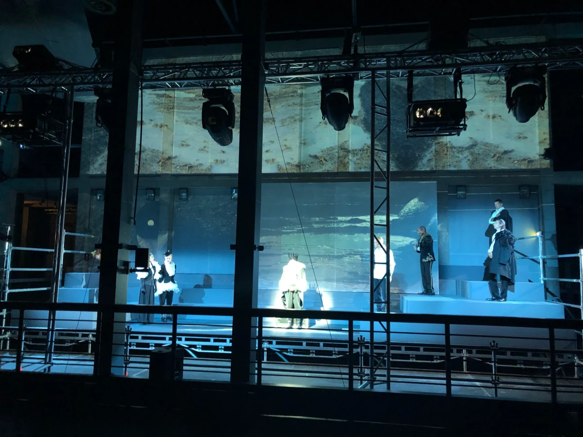 W Muzeum Powstania Warszawskiego trwają próby do spektaklu "Król Lear" Williama Szekspira w reżyserii Agnieszki Korytkowskiej. Premiera o północy, 1 sierpnia, w 75. rocznicę wybuchu powstania. 
