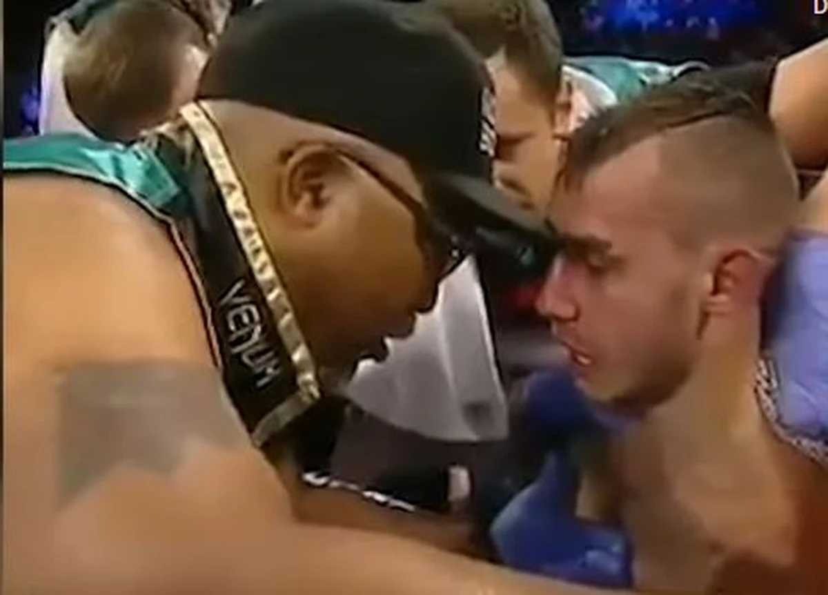 Rosyjski bokser Maksim Dadaszew zmarł w szpitalu po walce z Subrielem Matiasem - informuje Russia Today i agencja TASS. 28-letni pięściarz przyjął 260 ciosów. Z powodu wielu urazów głowy nie odzyskał już przytomności. Była to jego pierwsza porażka na zawodowym ringu - donosi portal Onet. 