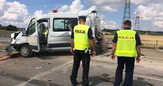 Tragedia na obwodnicy Suwałk. Kierowca ciężarówki śmiertelnie potrącił dwie osoby.