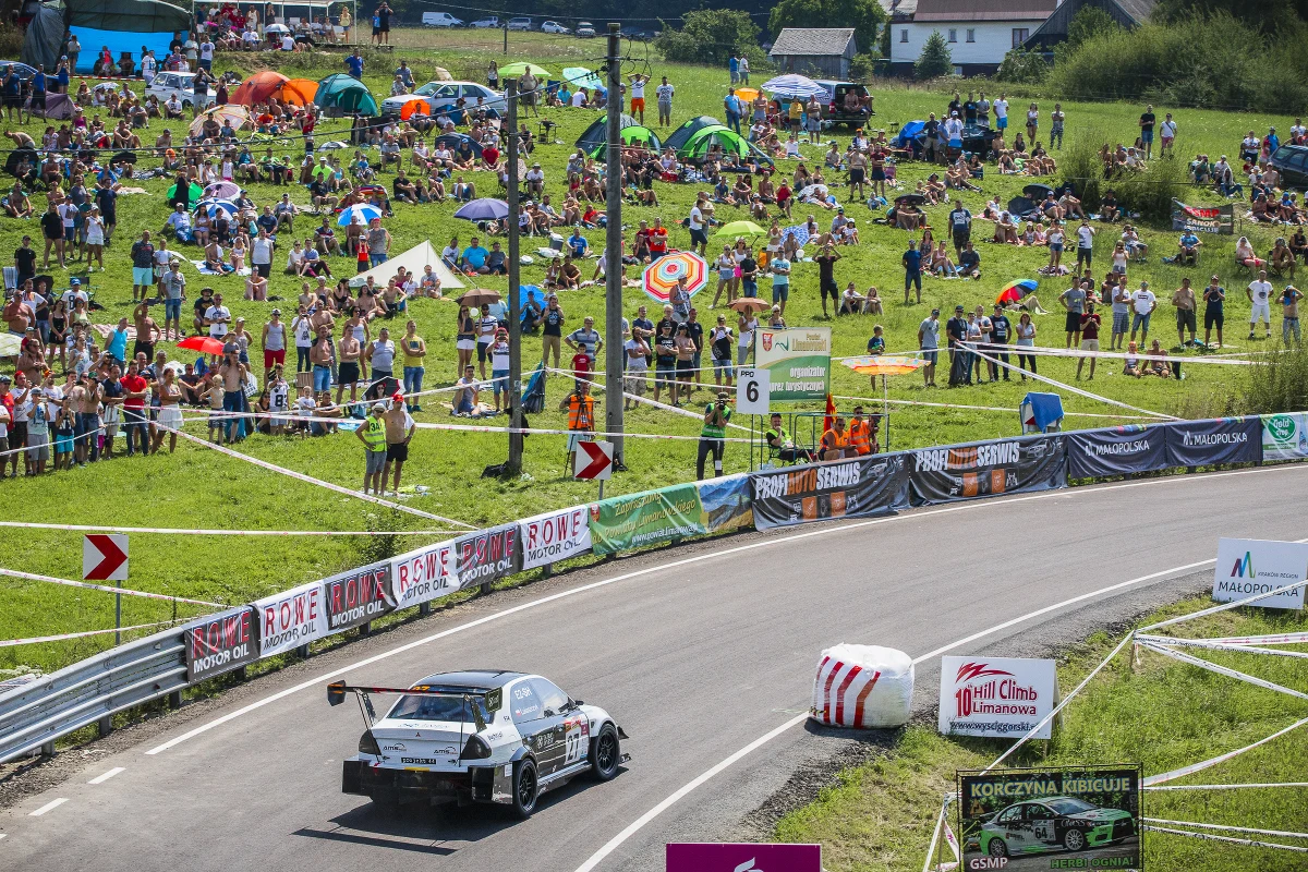 11. Wyścig Górski Limanowa - Przełęcz pod Ostrą już w najbliższy weekend! To wydarzenie, to nie lada gratka dla fanów czterech kół. Mnóstwo sportowych emocji! Warto jednak, wybierając się do Limanowej, pamiętać o najważniejszym. O bezpieczeństwie. Mamy dla Was kilka przydatnych rad.