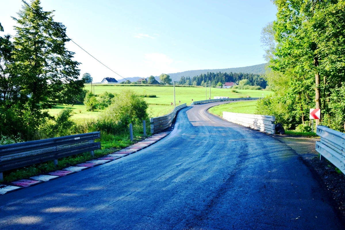 Od dziś do niedzieli rozegrany zostanie 11 Wyścig Górski Limanowa – Przełęcz pod Ostrą. W związku z tym na czas wyścigu zostanie zamknięta droga powiatowa nr K-1609 na odcinku Limanowa – Kamienica.