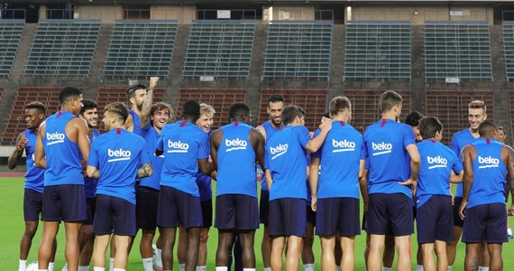 Patrick Kluivert został dyrektorem akademii piłkarskiej Barcelony. "Dla Holendra to powrót po 15 latach do klubu z Camp Nou” – podaje Onet.