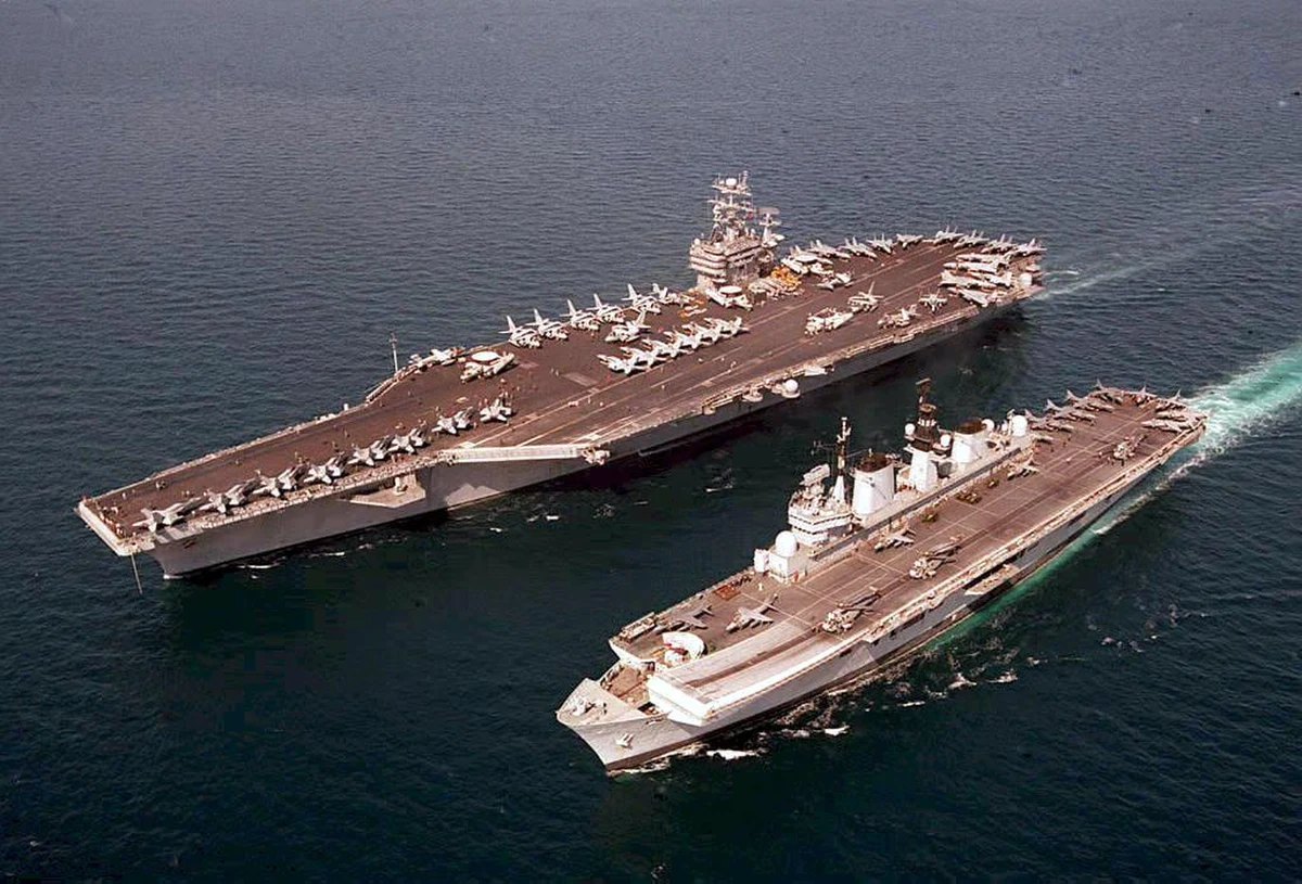 Kraje europejskie, tworzące "koalicję morską" w Zatoce Perskiej, wysyłają wrogie przesłanie - oświadczył w niedzielę rzecznik irańskiego rządu Ali Rabiei, odnosząc się misji mającej zapewnić bezpieczną żeglugę przez cieśninę Ormuz. Plany te nazwał "prowokacją".
