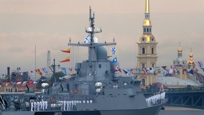 Putin w Petersburgu: Marynarka wojenna Rosji odeprze każdy atak