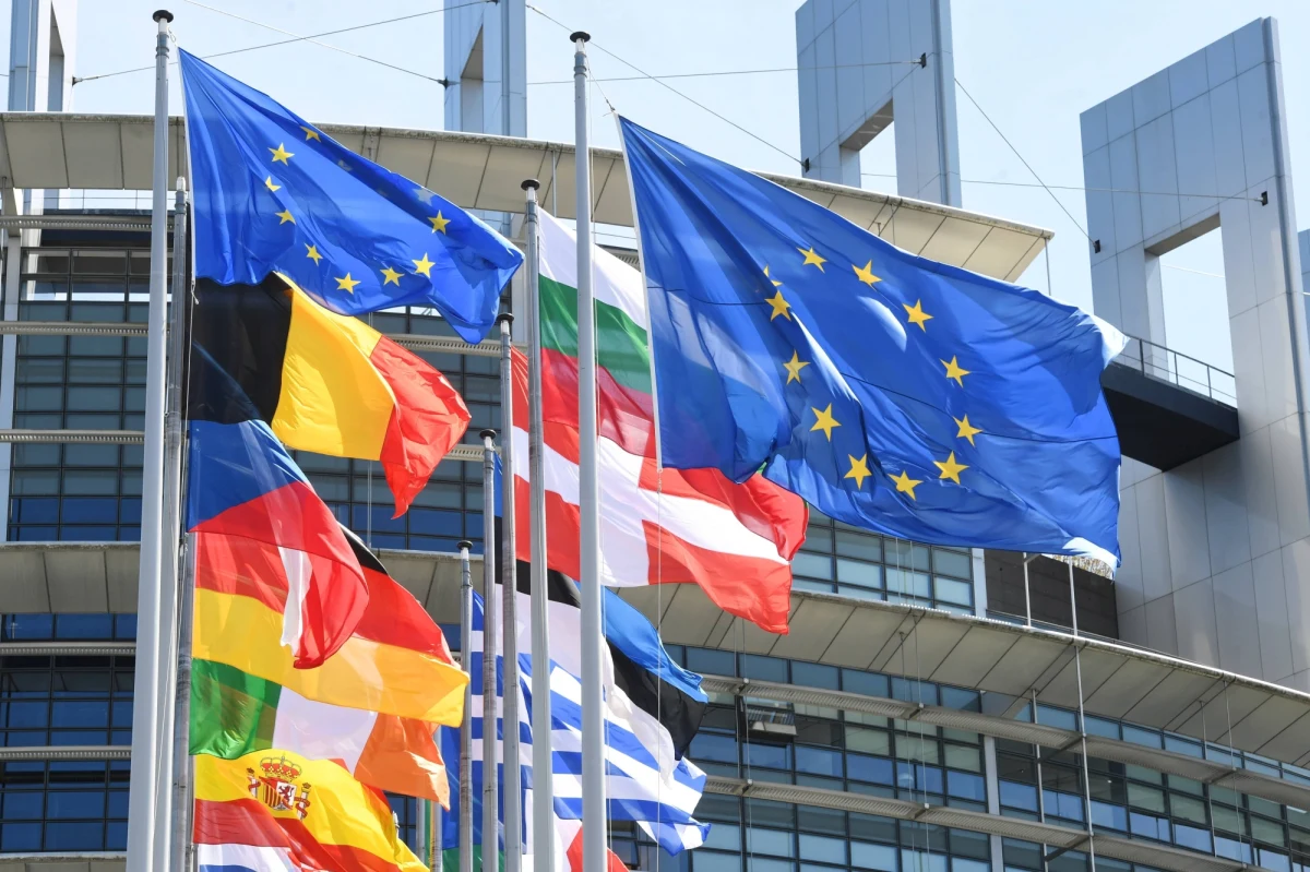 Dwukrotna porażka byłej premier Beaty Szydło jako kandydatki na szefową komisji do spraw zatrudnienia w PE pokazała, że trudno będzie PiS przełożyć na Brukselę krajowe zwycięstwo. 
