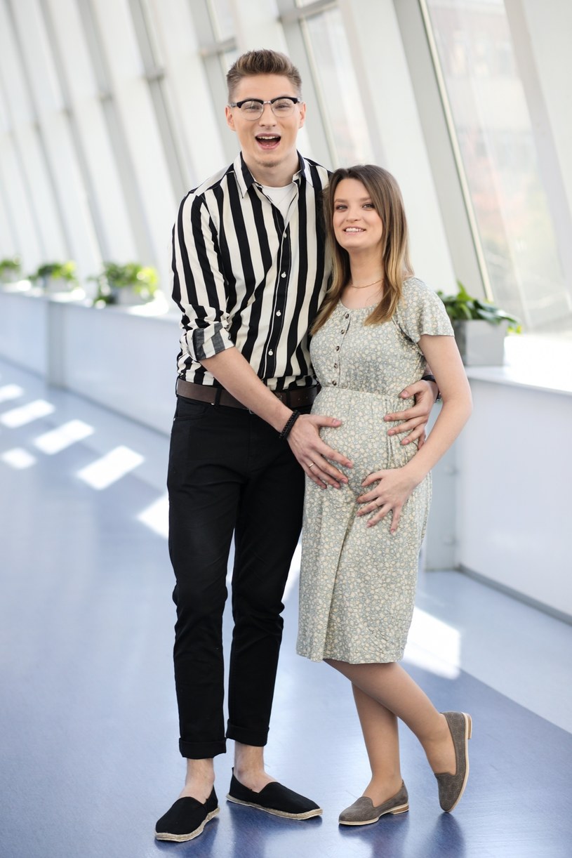 Uczestnik siódmej edycji "The Voice of Poland" Adam Stachowiak na Instagramie pochwalił się zdjęciem nowo narodzonej córki.