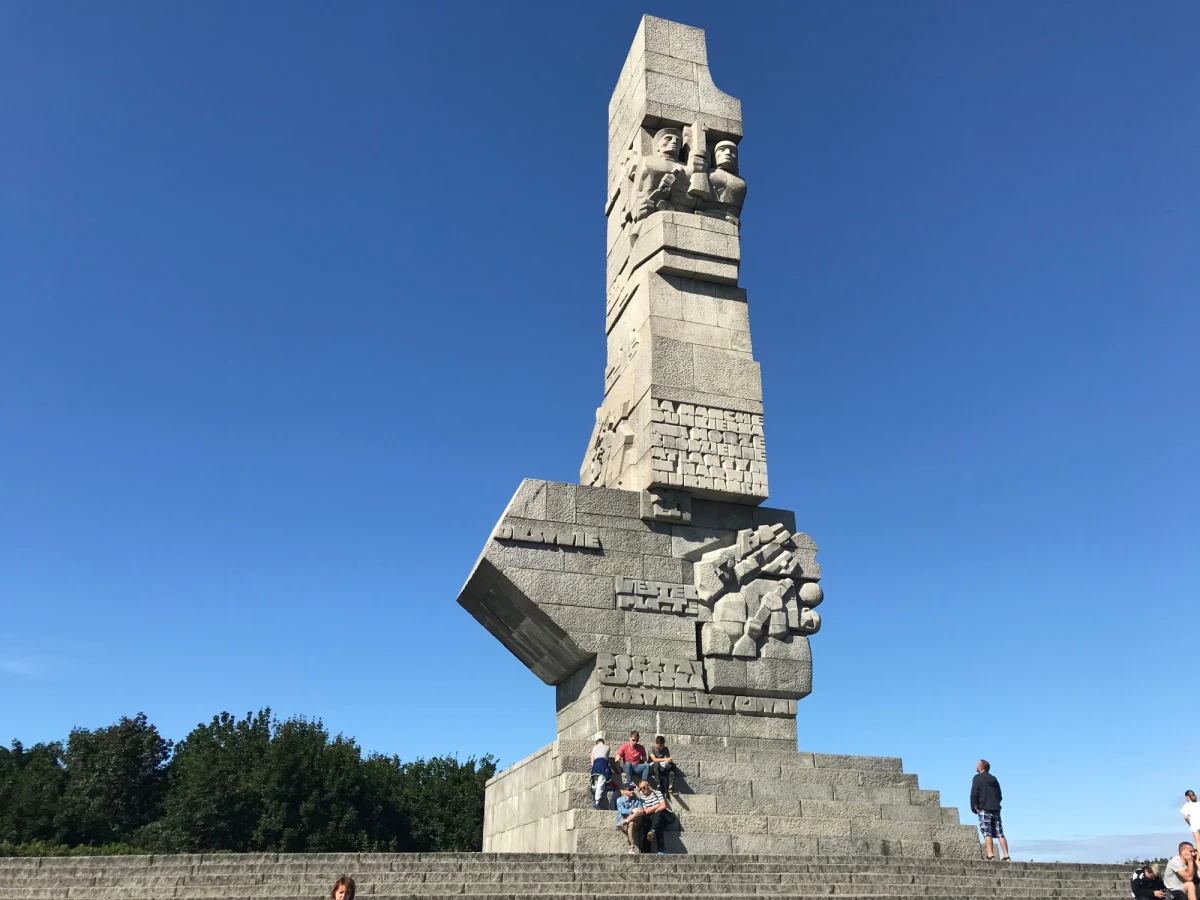 Prezydent Andrzej Duda podpisał ustawę w sprawie budowy Muzeum Westerplatte i Wojny 1939 - Oddziału Muzeum II Wojny Światowej w Gdańsku - poinformowała Kancelaria Prezydenta RP. O zawetowanie tej ustawy apelowała prezydent Gdańska Aleksandra Dulkiewicz.