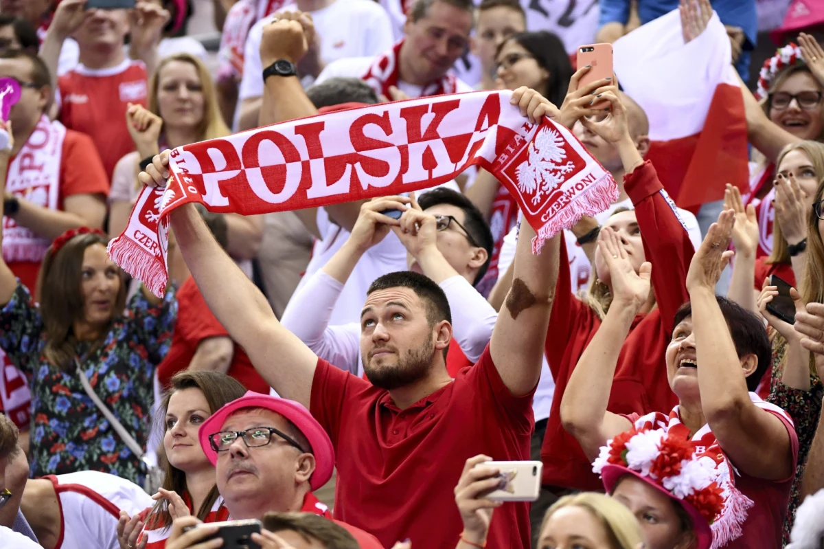 W swoim drugim meczu rozgrywanego w Krakowie XVII Memoriału Huberta Jerzego Wagnera polscy siatkarze przegrali z Brazylią 1:3 (20:25, 25:21,  27:29, 22:25). W drugim piątkowym spotkaniu Serbia zmierzy się z Finlandią.