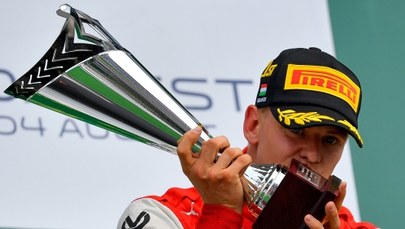 Syn Michaela Schumachera odniósł pierwsze zwycięstwo w Formule 2