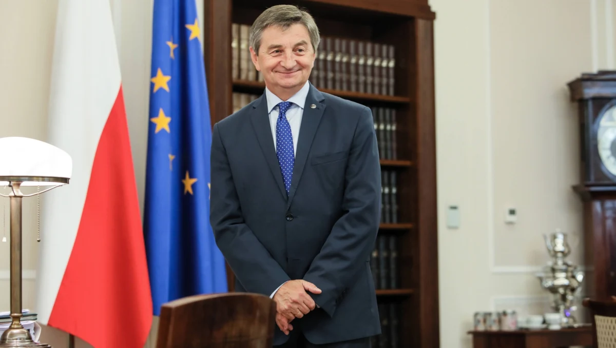 Afera z przelotami marszałka Markiem Kuchcińskim trwa. Jak wyliczył portal Onet, od marca 2018 roku do maja 2019 budżet państwa wydał na podniebne podróże polityka ponad 4 miliony złotych. 