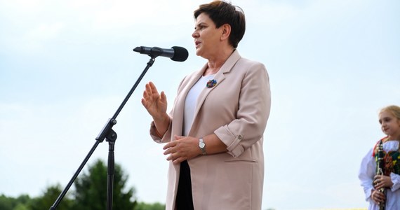 Europosłanka i wiceprezes PiS Beata Szydło poinformowała w piątek, że zwróciła się do szefa Kancelarii Premiera o opublikowanie wszystkich lotów premierów rządu od 2015 r.