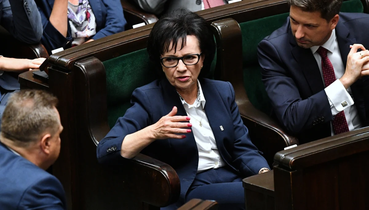 Była minister spraw wewnętrznych i administracji oraz posłanka Prawa i Sprawiedliwości Elżbieta Witek została nowym marszałkiem Sejmu - zdecydowała niższa izba w głosowaniu.