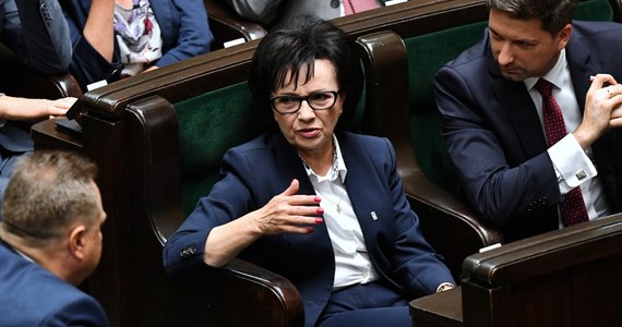 Była minister spraw wewnętrznych i administracji oraz posłanka Prawa i Sprawiedliwości Elżbieta Witek została nowym marszałkiem Sejmu - zdecydowała niższa izba w głosowaniu.