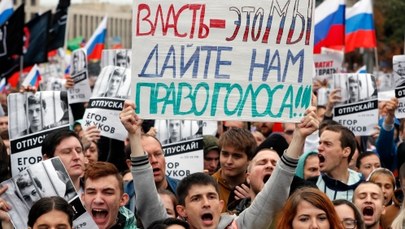 50 tys. Rosjan demonstrowało w Moskwie. "Putin to złodziej"