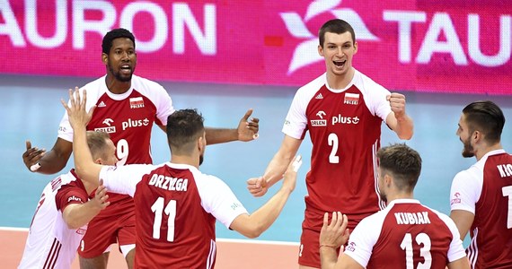 Reprezentacja Polski w siatkówce mężczyzn awansowała na igrzyska olimpijskie w Tokio. Biało-czerwoni zapewnili sobie awans po wygranej seta w spotkaniu ze Słowenią. Wcześniej wygrali mecze z Francją i Tunezją.