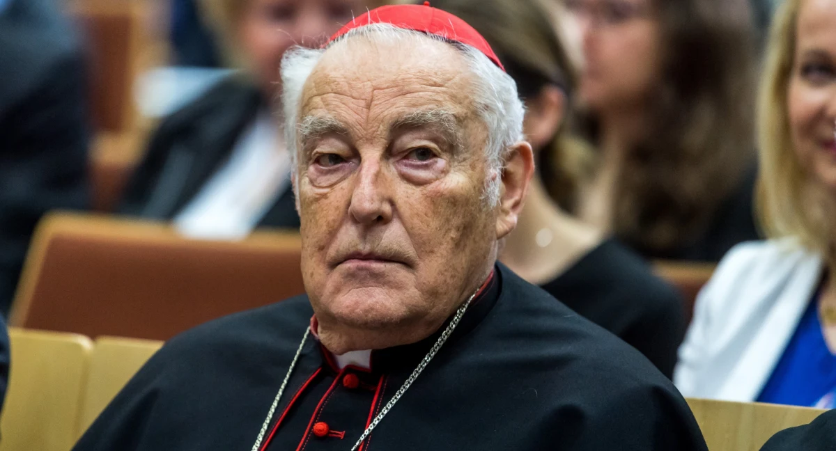 Kardynał Zenon Grocholewski - w przeszłości bliski współpracownik Jana Pawła II - staje w obronie arcybiskupa Marka Jędraszewskiego. Hierarcha w specjalnym liście pisze "o bezzasadnych atakach" na metropolitę krakowskiego po kazaniu, w którym padły słowa o "tęczowej zarazie". 