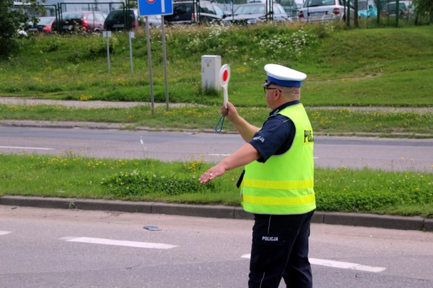 Dodatkowe patrole na drogach. Ruszyła akcja "Bezpieczny weekend"